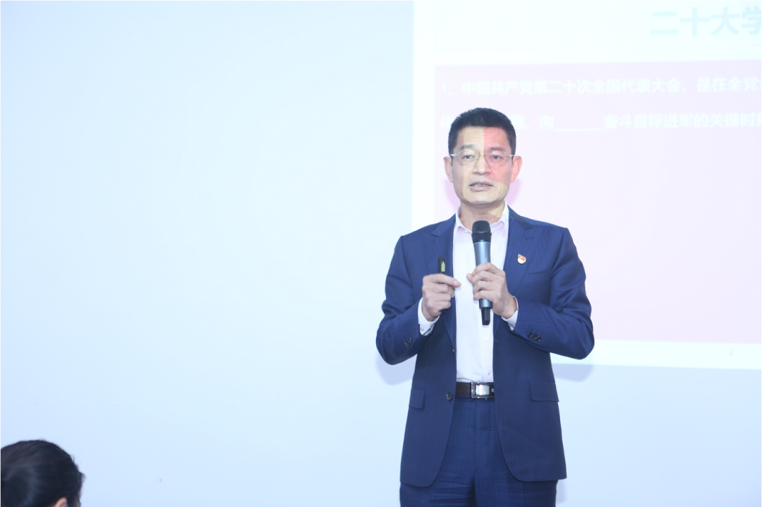 以知識競賽別開生面的形式，社科賽斯黨支部集中學習黨的二十大精神